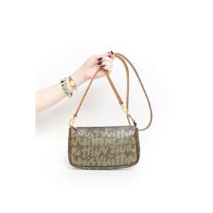 Louis Vuitton Stephen Sprouse Graffiti Pochette